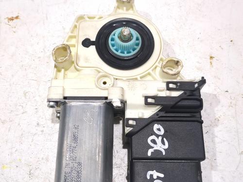 Used Right rear window motor VW GOLF V (1K1) 1.9 TDI (105 hp) 23902470