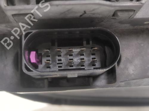 Left headlight AUDI A4 B7 (8EC) 2.0 TDI 16V | BP32424589C28 