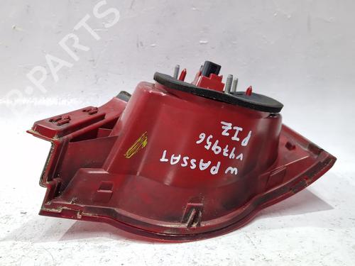 Venstre Baklys VW PASSAT B6 (3C2) 2.0 TDI 16V | BP30657777C34