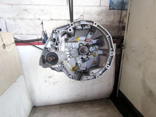 Caixa de velocidades RENAULT LAGUNA II Grandtour (KG0/1_) 1.9 dCi (KG0G) (120 hp) 32145303