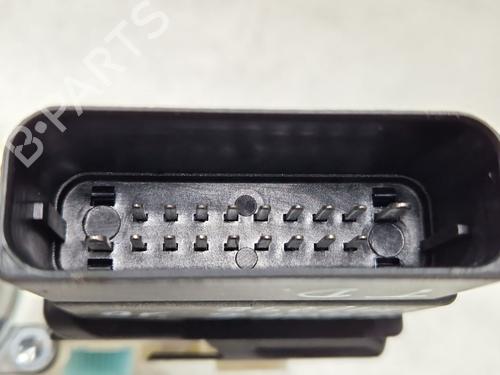 Rudehejsemotor bagstkærm højre VW GOLF VI (5K1) 1.6 TDI | BP29938112E22