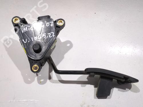 Used Pedal NISSAN MICRA III (K12) 1.2 16V (80 hp) 25710715