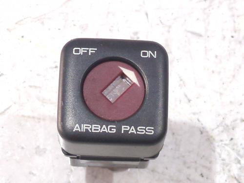 electronic-module-citroen-c4-i-lc_-2004-2005-2006-2007-2008-2009-2010-2011-2012-2013-2014-34276650 main image