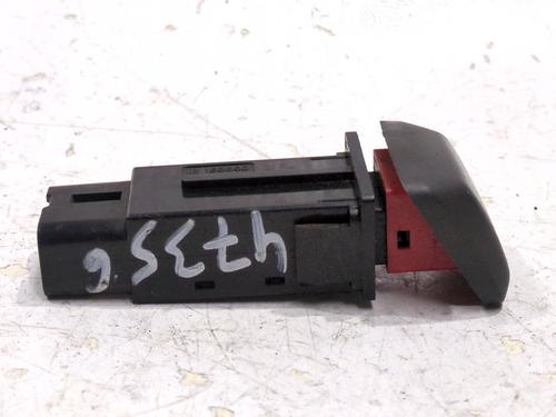 Warning switch ISUZU D-MAX I (TFR, TFS) 2.5 DiTD 4x4 (TFS54) | BP32657265I22
