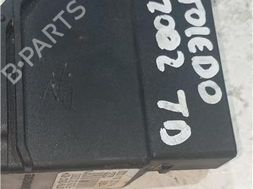 Right rear window motor SEAT TOLEDO II (1M2) 1.9 TDI | BP23911922E22 