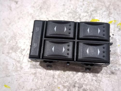 Used Left front window switch FORD MONDEO III (B5Y) 2.0 TDCi (130 hp) 26596694