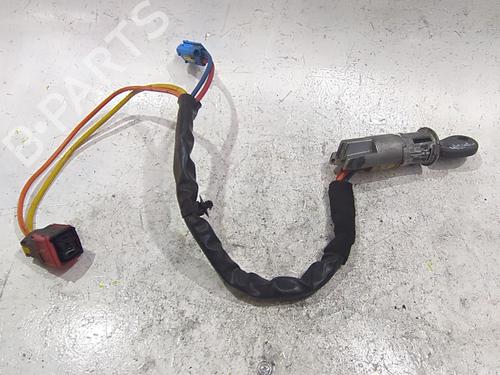Used Ignition barrel Ignition barrel CITROËN XSARA (N1) 1.9 TD (90 hp) 33934188 33934188