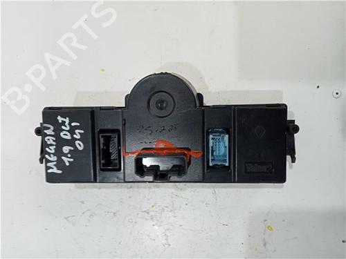 Climate control RENAULT MEGANE III Hatchback (BZ0/1_, B3_) 1.5 dCi | BP23932331I5 