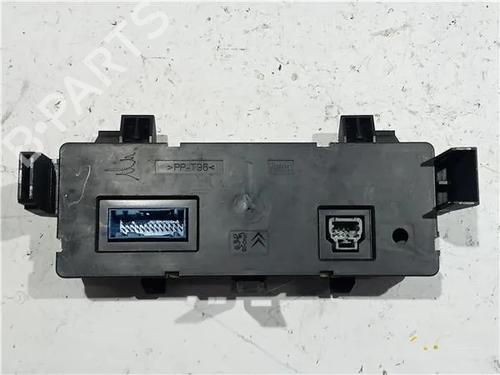 Climate control PEUGEOT 1007 (KM_) 1.4 | BP23918161I5 
