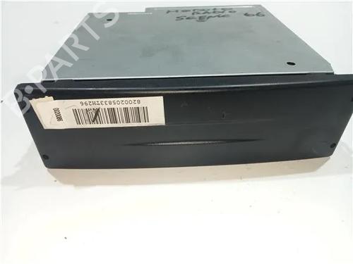 Used Radio RENAULT SCÉNIC I MPV (JA0/1_, FA0_) 1.9 dCi (JA05, JA1F) (102 hp) 23930898