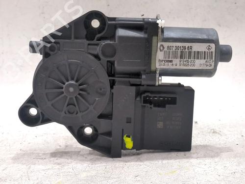 Portierruitmotor rechtsvoor RENAULT MEGANE III Hatchback (BZ0/1_, B3_) [2008-2025]  27859586