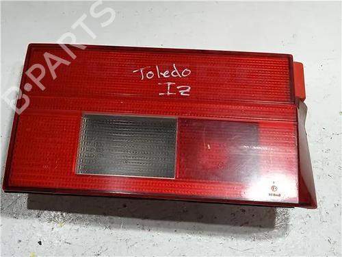 Used Left taillight SEAT TOLEDO I (1L2) 2.0 i (115 hp) 23916952