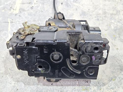 Front left lock VW GOLF IV (1J1) 1.6 | BP29876231C98