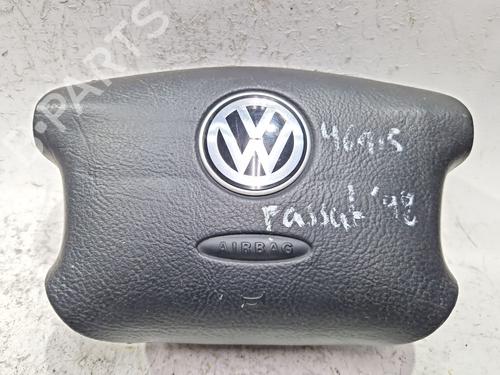 Used Driver airbag VW PASSAT B3/B4 (3A2, 35I) 1.9 TDI (110 hp) 30408513