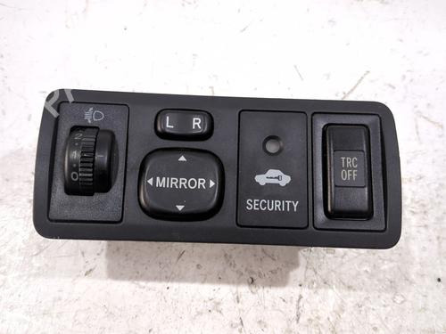 Used Switch Switch TOYOTA COROLLA (_E12_) 2.0 D-4D (CDE120_, CDE120R) (90 hp) 33654667 33654667