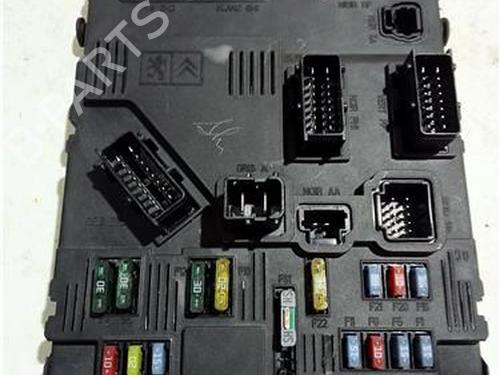 Used Fuse box PEUGEOT 407 (6D_) 2.0 HDi 135 (6DRHRH, 6DRHRE, 6DRHRG, 6DRHRJ) (136 hp) 24968148