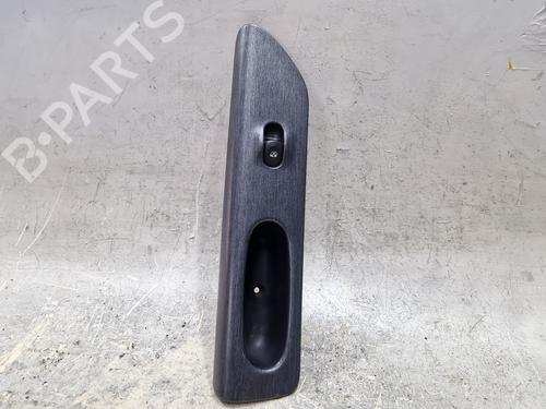 Used Right front window switch RENAULT LAGUNA I (B56_, 556_) 1.6 16V (B568, B561) (107 hp) 29876505