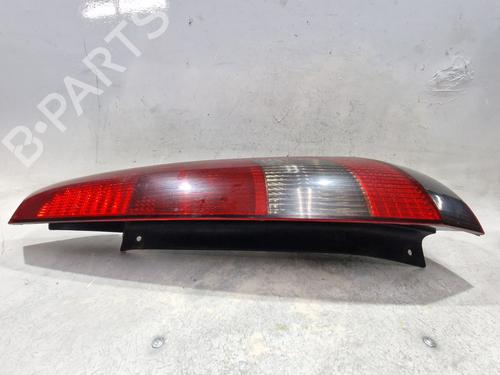 Used Right taillight FORD FIESTA V (JH_, JD_) 1.4 TDCi (68 hp) 29877457