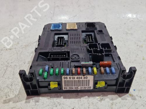 Used Fuse box Fuse box CITROËN C4 Coupe (LA_) 2.0 HDi (136 hp) 36014267 36014267