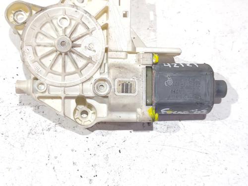 Rudehejsemotor forskærm venstre FORD FOCUS II (DA_, HCP, DP) 2.0 TDCi (136 hp) 25626467