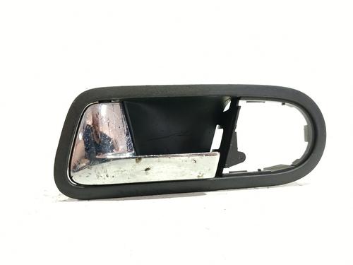 Used Front left interior door handle Front left interior door handle 37088826 37088826