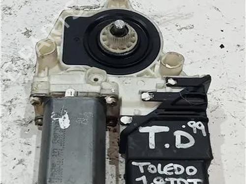 Rudehejsemotor bagstkærm højre SEAT TOLEDO II (1M2) 1.9 TDI (110 hp) 23912933