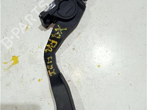 Used Pedal CITROËN C2 (JM_) 1.1 (60 hp) 23930574