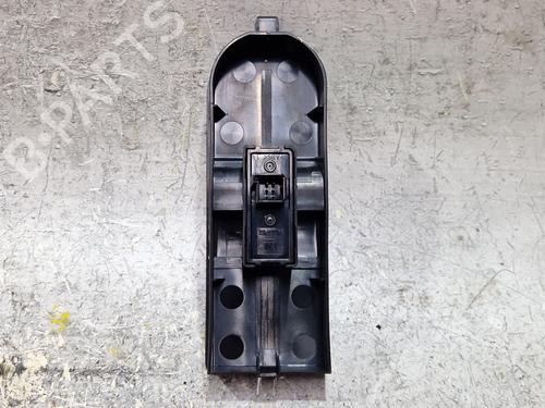 Interrupteur de vitre avant droite OPEL ASTRA H TwinTop (A04) 1.9 CDTi (L67) | BP29876521I26