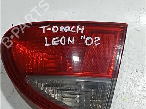 Used Right taillight SEAT LEON (1M1) 1.9 TDI (110 hp) 23916959