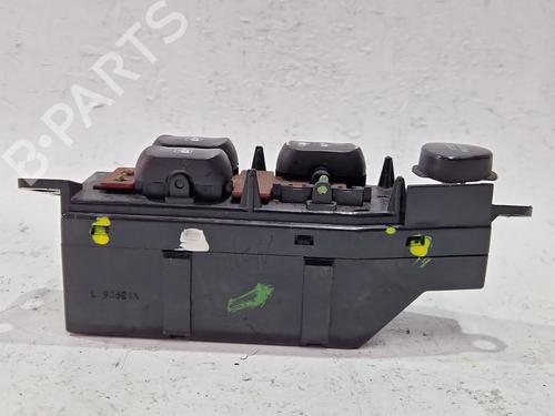 Interrupteur de vitre avant gauche HYUNDAI LANTRA II (J-2) 1.6 i | BP30000746I27 