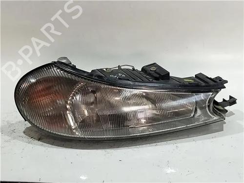 Used Right headlight FORD MONDEO III Saloon (B4Y) 2.0 16V (146 hp) 23922595