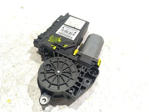 Left front window motor AUDI A4 B7 (8EC) 2.0 TDI 16V | BP40623380E21 - Image 2