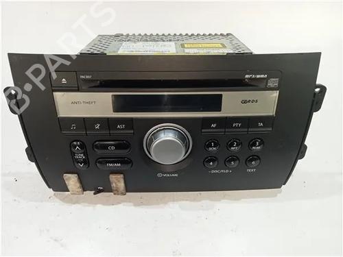 Used Radio FIAT SEICENTO / 600 (187_) 1.1 (187AXB, 187AXB1A, 187AXC1A02) (54 hp) 23931947