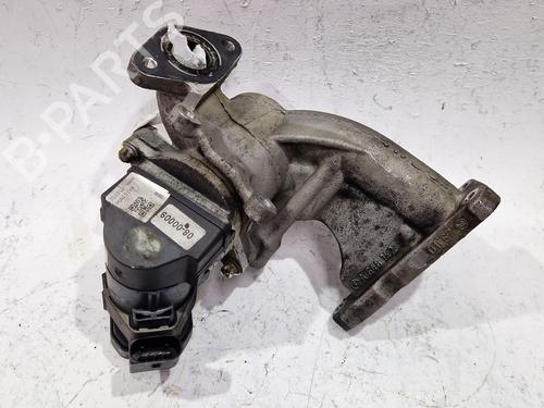 Used Exhaust manifold MERCEDES-BENZ VITO / MIXTO Van (W639) 115 CDI (639.601, 639.603, 639.605) (150 hp) 30192506