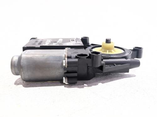 Left front window motor VW GOLF V (1K1) 2.0 TDI | BP31370322E21  - Image 6