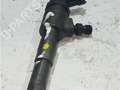 Injektor für PEUGEOT 206 Hatchback (2A/C) 1.4 HDi eco 70 (68 hp) 23912832