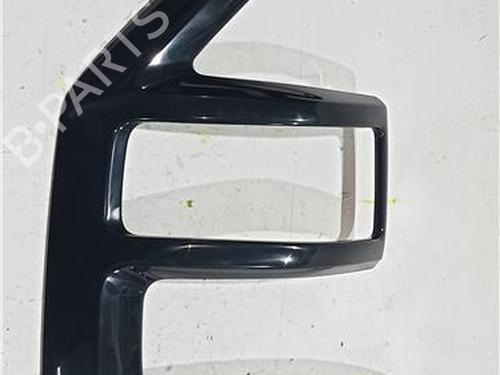 Used Headlight eyebrow MITSUBISHI PAJERO II (V3_W, V2_W, V4_W, V5_W) [1990-2001]  24967987