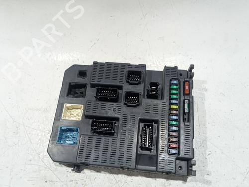 Used Fuse box CITROËN C4 Coupe (LA_) 1.6 16V (109 hp) 27338301