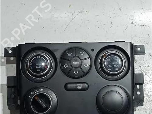 Commande Chauffage SUZUKI GRAND VITARA II (JT, TE, TD) 1.9 DDiS All-wheel Drive (JT419, TD44, JB419WD, JB419XD,... (129 hp) 23915671