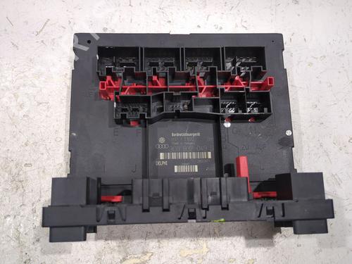 fuse-box-vw-golf-v-1k1-2003-2004-2005-2006-2007-2008-2009-2010-33161609 main image