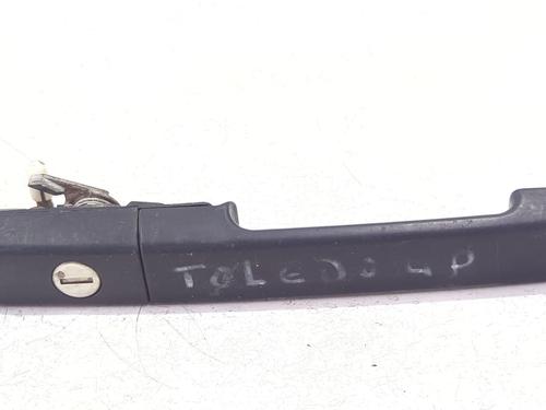 Used Front left exterior door handle Front left exterior door handle SEAT TOLEDO I (1L2) 1.9 D (68 hp) 39048661 39048661