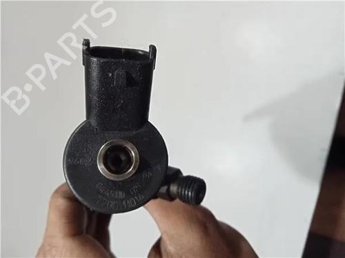 Used Injector RENAULT LAGUNA II Grandtour (KG0/1_) 1.9 dCi (KG0G) (120 hp) 23931366