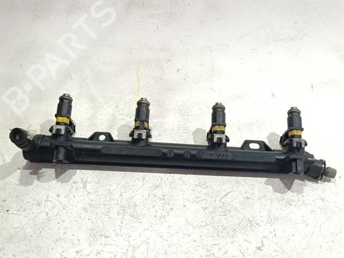 Used Injection rail Injection rail VW POLO IV (9N_, 9A_) 1.2 12V (64 hp) 40260328 40260328