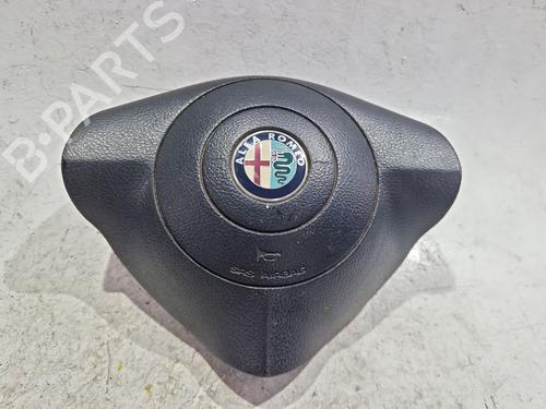 Used Driver airbag Driver airbag ALFA ROMEO 147 (937_) 1.9 JTDM 16V (937.AXN1B, 937.BXN1B) (150 hp) 34186083 34186083