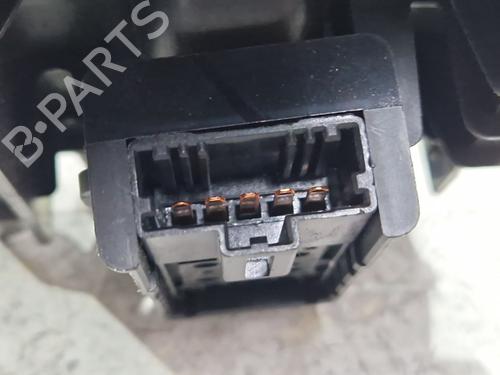 Right front window switch HONDA CIVIC VII Hatchback (EU, EP, EV) 1.7 CTDi (EP4, EU9) | BP29877491I26