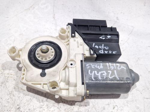Vindusheismotor høyre foran SEAT IBIZA III (6L1) 1.9 SDI (64 hp) 30006222