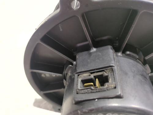 Varmeblæser KIA SPORTAGE II (JE_, KM_) 2.0 CRDi | BP30831863M62