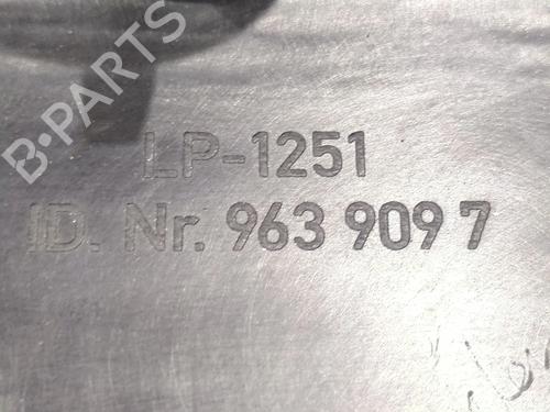 Mass air flow sensor MERCEDES-BENZ C-CLASS (W203) C 220 CDI (203.006, 203.008) | BP28691348M95