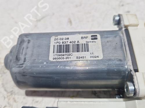 Moteur de lève-vitre avant droit SEAT LEON (1P1) 1.9 TDI | BP30000812E20