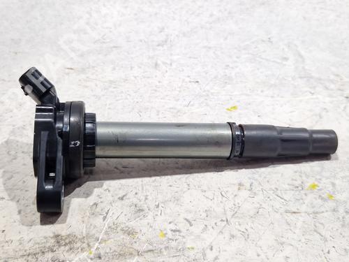 Bobine TOYOTA AURIS (_E15_) 1.8 Hybrid (ZWE150_, ZWE150R) (136 hp) 29969434